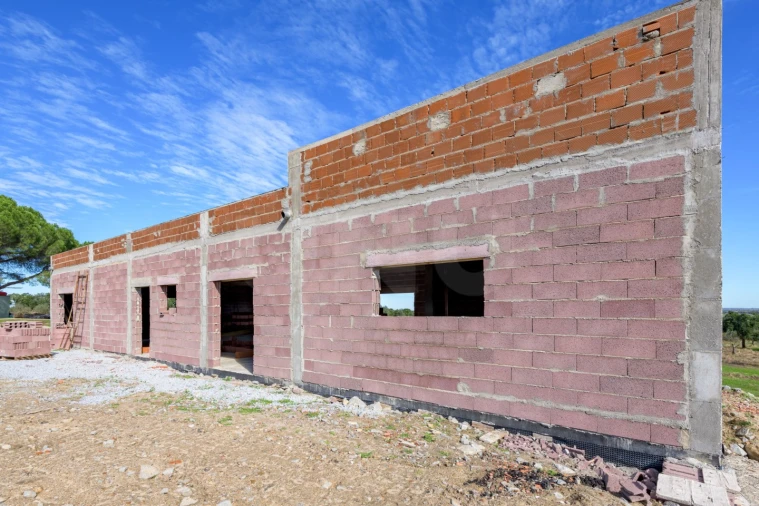 Moradia T3 para Venda em Alpalhão Foto 9