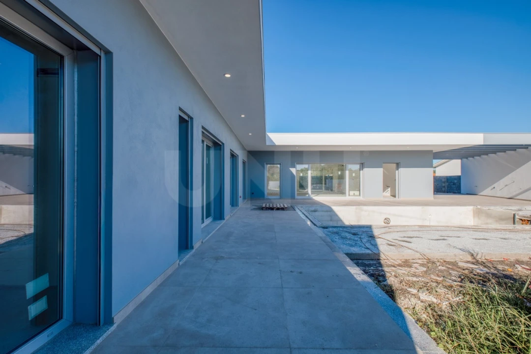 Moradia T4 para Venda em Nadadouro Foto 4