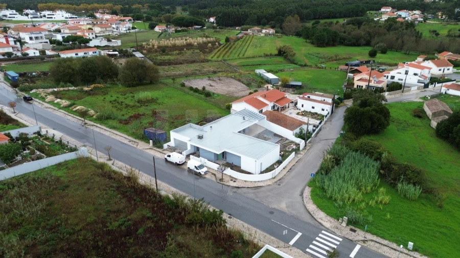 Moradia T4 para Venda em Nadadouro Foto 10