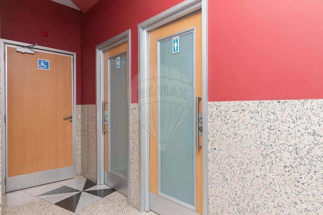 Negócio para Venda em Alhandra, São João dos Montes e Calhandriz Foto 36