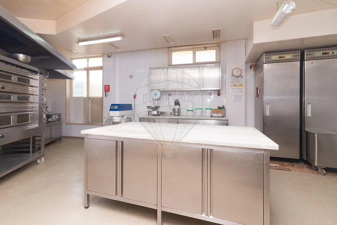 Negócio para Venda em Alhandra, São João dos Montes e Calhandriz Foto 18