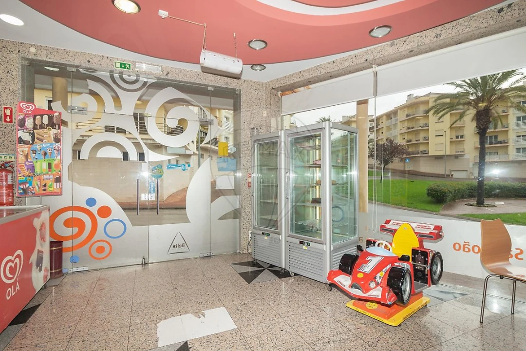 Negócio para Venda em Alhandra, São João dos Montes e Calhandriz Foto 30