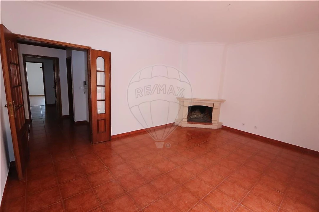 Apartamento T3 para Venda em Quinta do Conde Foto 9