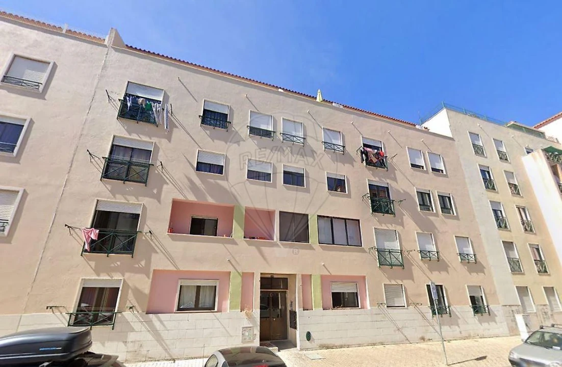 Apartamento T3 para Venda em Quinta do Conde Foto 12