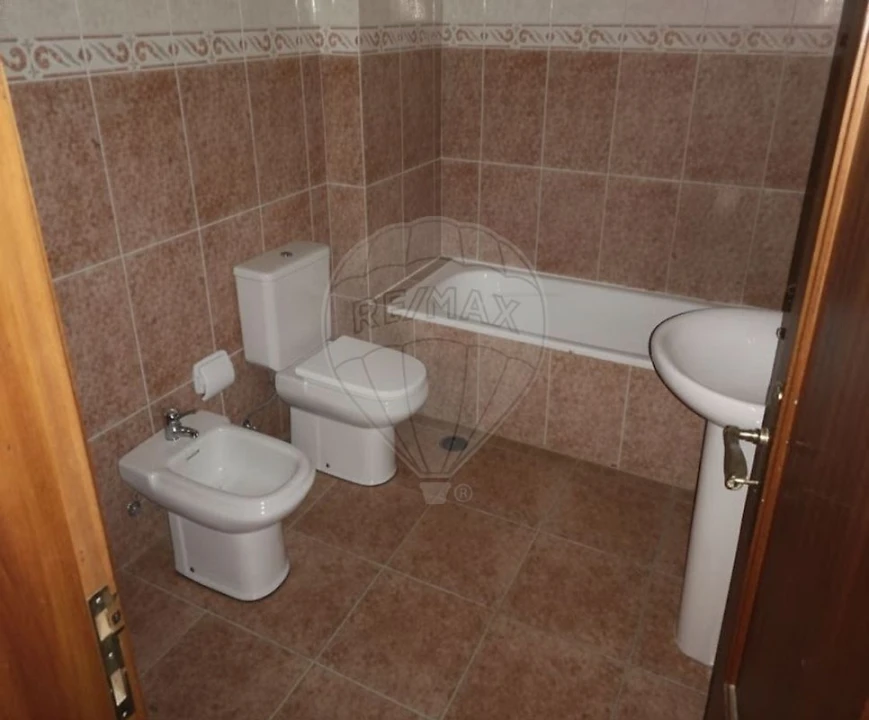 Apartamento T3 para Venda em Quinta do Conde Foto 4