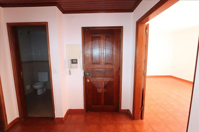 Apartamento T3 para Venda em Quinta do Conde Foto 7