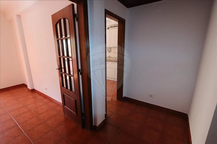 Apartamento T3 para Venda em Quinta do Conde Foto 1