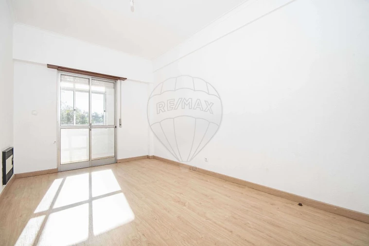Apartamento T3 para Venda em Alfragide Foto 19