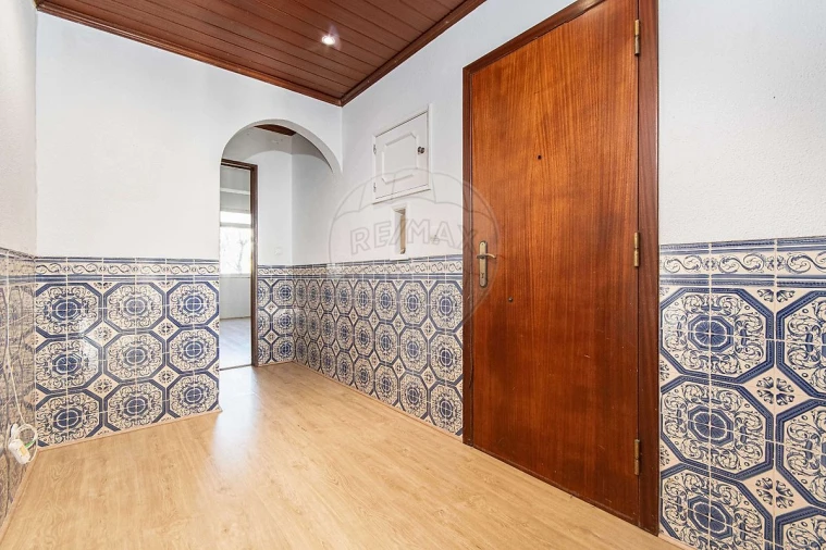 Apartamento T3 para Venda em Alfragide Foto 16