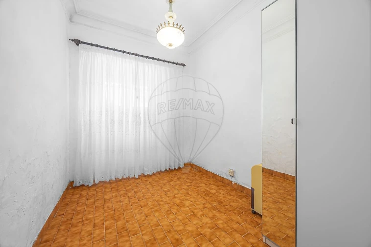Apartamento T3 para Venda em Falagueira-Venda Nova Foto 7