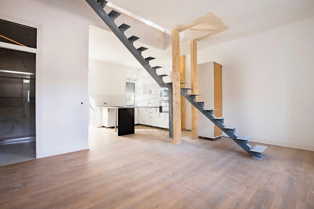 Moradia T3 para Venda em Turcifal Foto 6