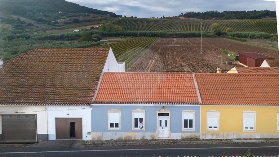 Moradia T3 para Venda em Turcifal Foto 2