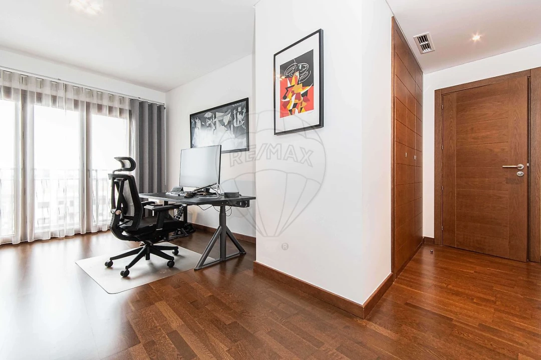 Apartamento T5 para Venda em Alverca do Ribatejo e Sobralinho Foto 30