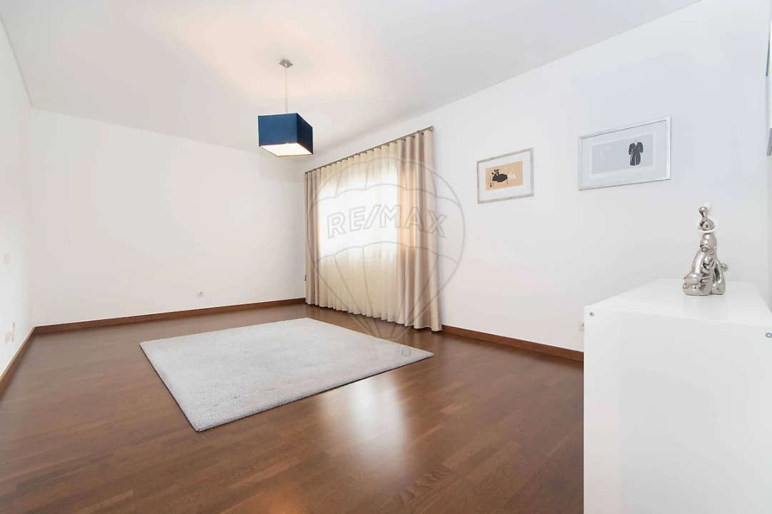 Apartamento T5 para Venda em Alverca do Ribatejo e Sobralinho Foto 21