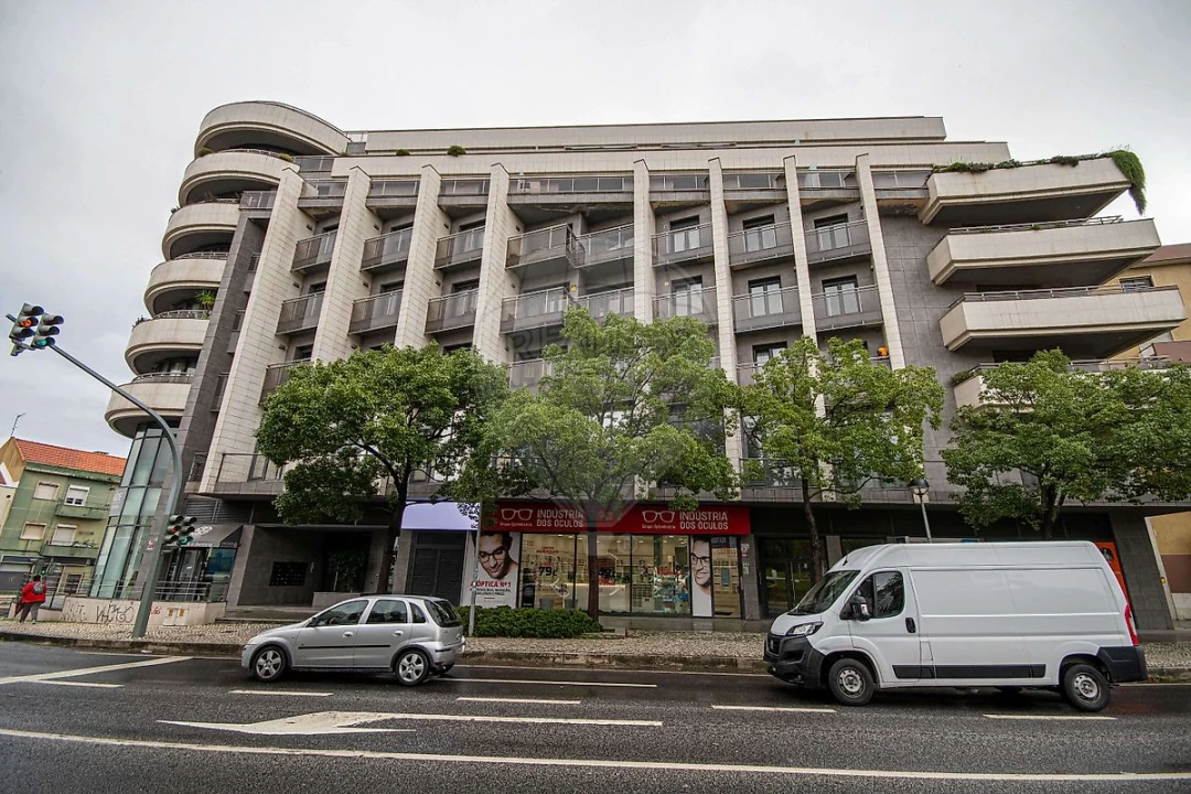 Apartamento T5 para Venda em Alverca do Ribatejo e Sobralinho Foto 8