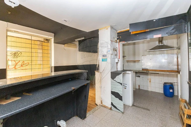 Loja para Venda em São Mamede de Infesta e Senhora da Hora Foto 5