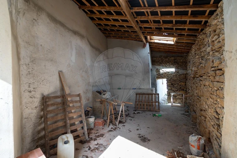 Moradia T2 para Venda em Sapataria Foto 13