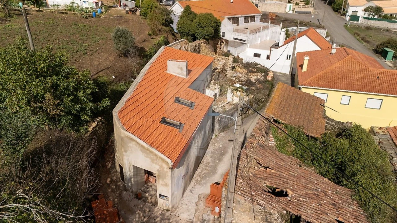 Moradia T2 para Venda em Sapataria Foto 1