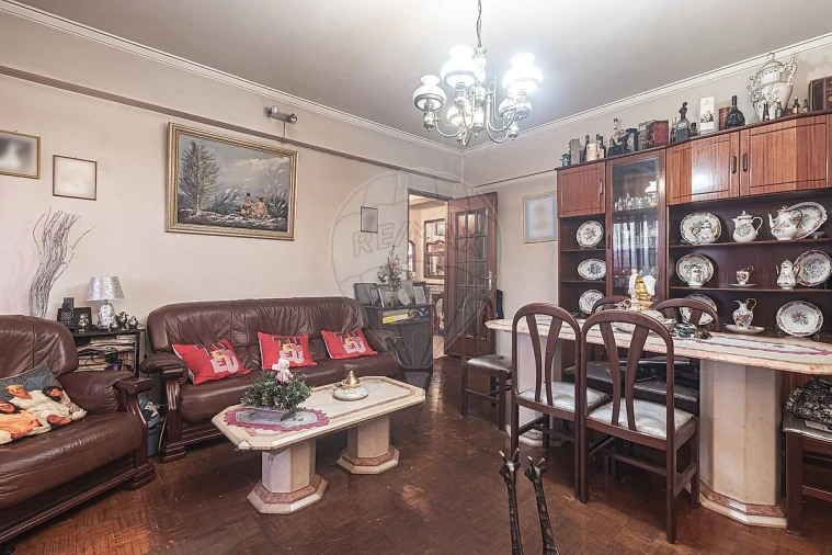 Apartamento T2 para Venda em Odivelas Foto 12