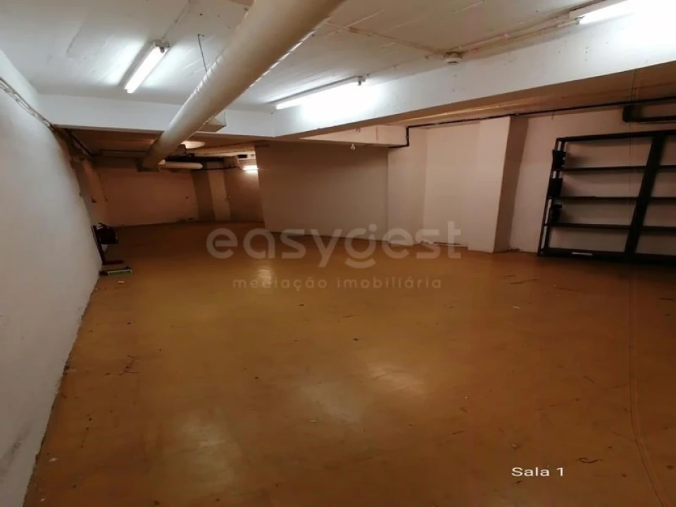 Loja para Venda em São Miguel do Rio Torto e Rossio Ao Sul do Tejo Foto 7