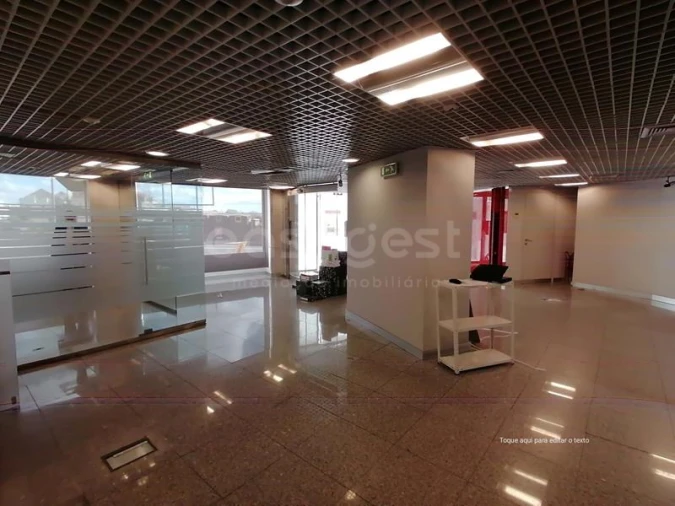 Loja para Venda em São Miguel do Rio Torto e Rossio Ao Sul do Tejo Foto 3