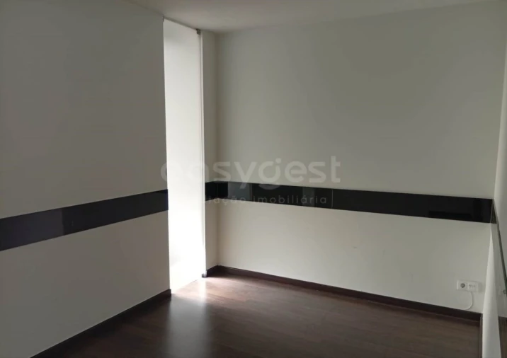 Escritório para Venda em Leiria, Pousos, Barreira e Cortes Foto 6