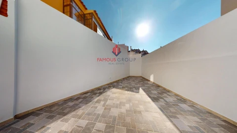 Moradia T5 para Venda em Alvor