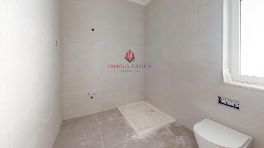 Moradia T5 para Venda em Alvor Foto 33