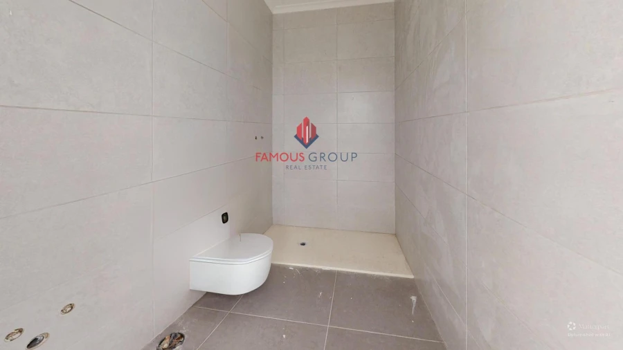 Moradia T5 para Venda em Alvor Foto 36