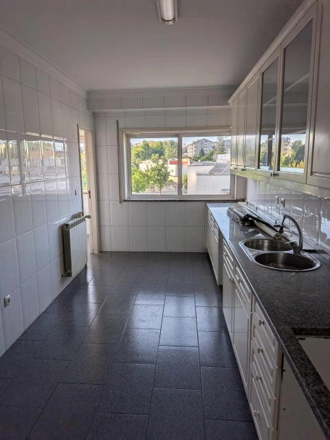Apartamento T2 para Venda em Braga (São José de São Lázaro e São João do Souto)