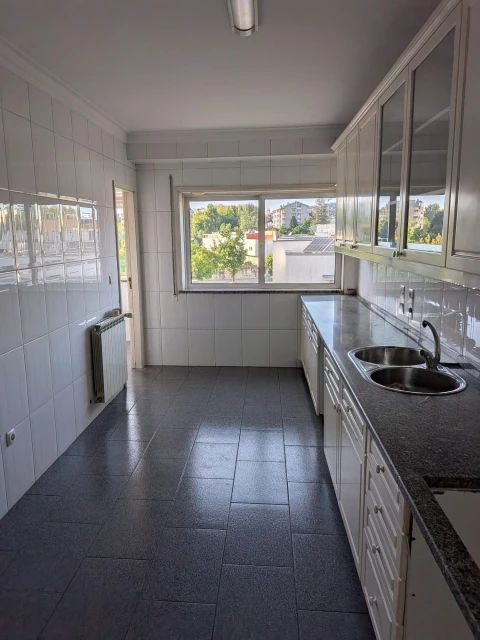 Apartamento T2 para Venda em Braga (São José de São Lázaro e São João do Souto)