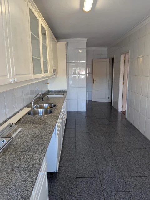 Apartamento T2 para Venda em Braga (São José de São Lázaro e São João do Souto)