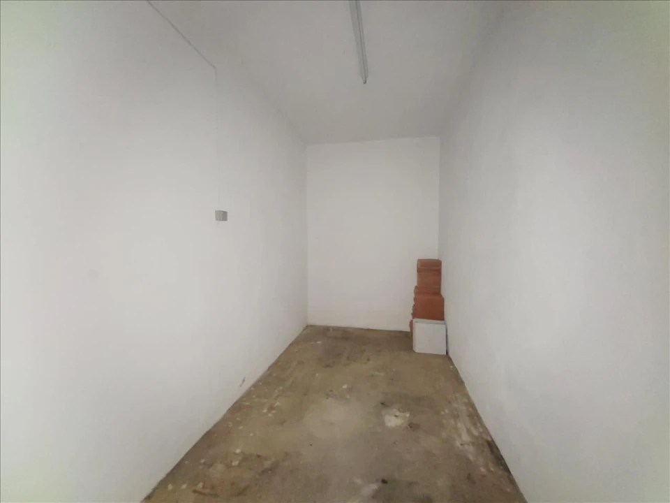 Apartamento T2 para Venda em Massamá e Monte Abraão Foto 12