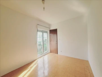 Apartamento T2 para Venda em Massamá e Monte Abraão