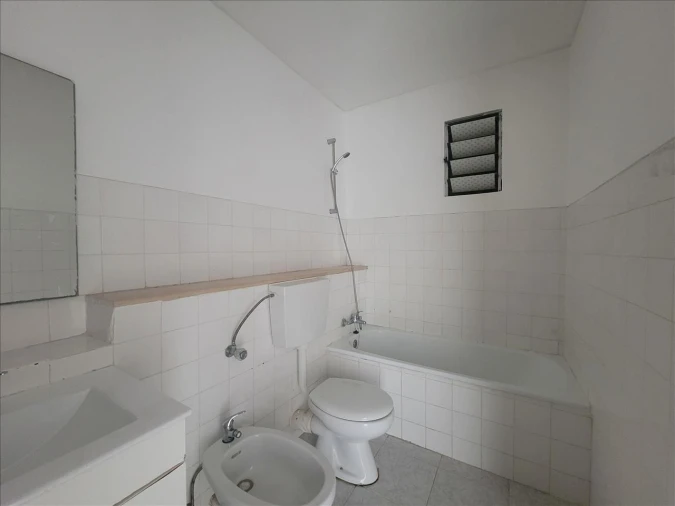 Apartamento T2 para Venda em Massamá e Monte Abraão Foto 11