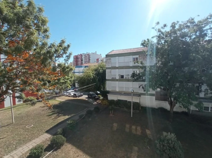 Apartamento T2 para Venda em Massamá e Monte Abraão Foto 10