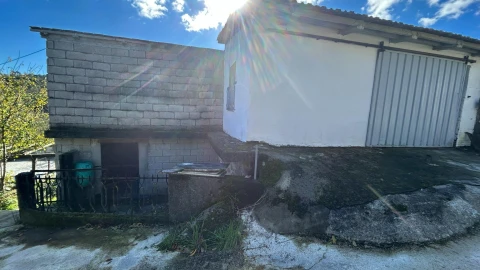 Moradia T3 para Venda em Povolide