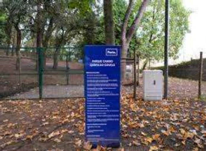 Apartamento T2 para Venda em Paranhos Foto 14