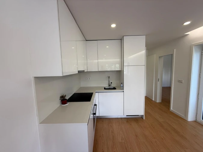 Apartamento T1 para Venda em Cedofeita, Santo Ildefonso, Sé, Miragaia, São Nicolau e Vitória Foto 2