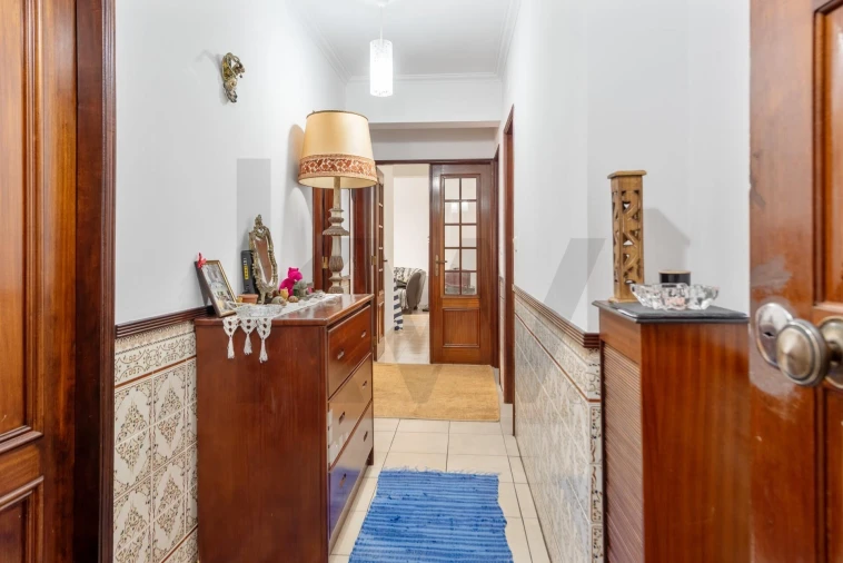 Apartamento T2 para Venda em Rio de Mouro Foto 7