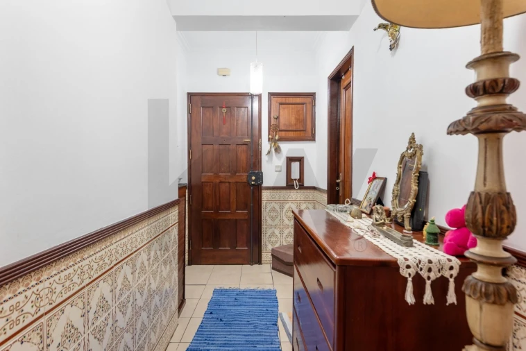 Apartamento T2 para Venda em Rio de Mouro Foto 6