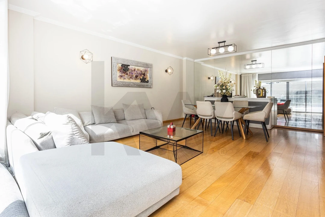 Apartamento T3 para Venda em Alvalade Foto 6