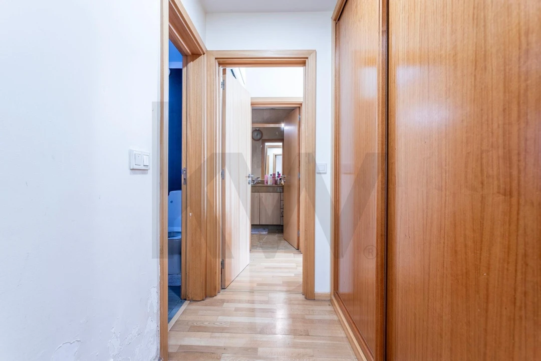 Apartamento T3 para Venda em Alvalade Foto 23