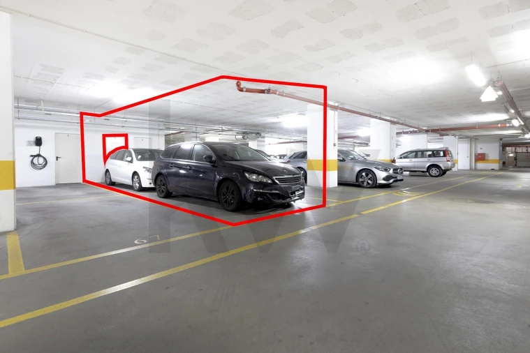 Apartamento T3 para Venda em Alvalade Foto 28