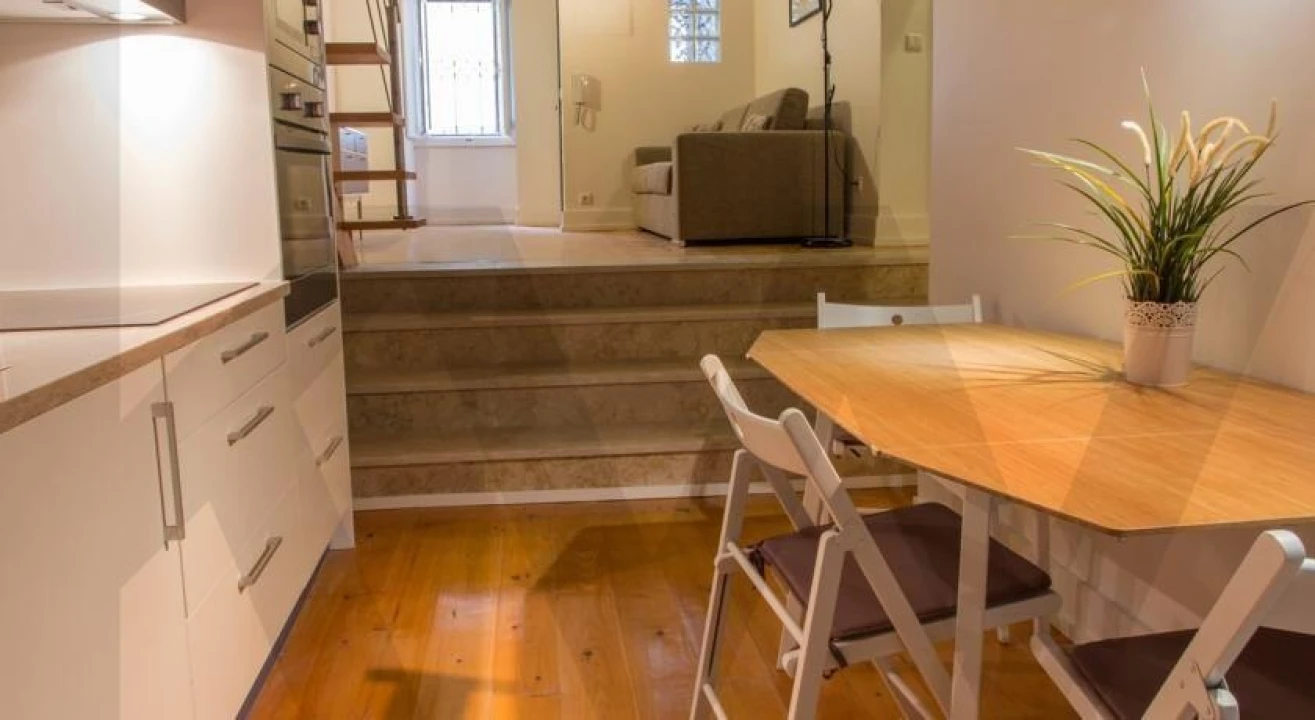 Apartamento T2 para Venda em Misericórdia Foto 19