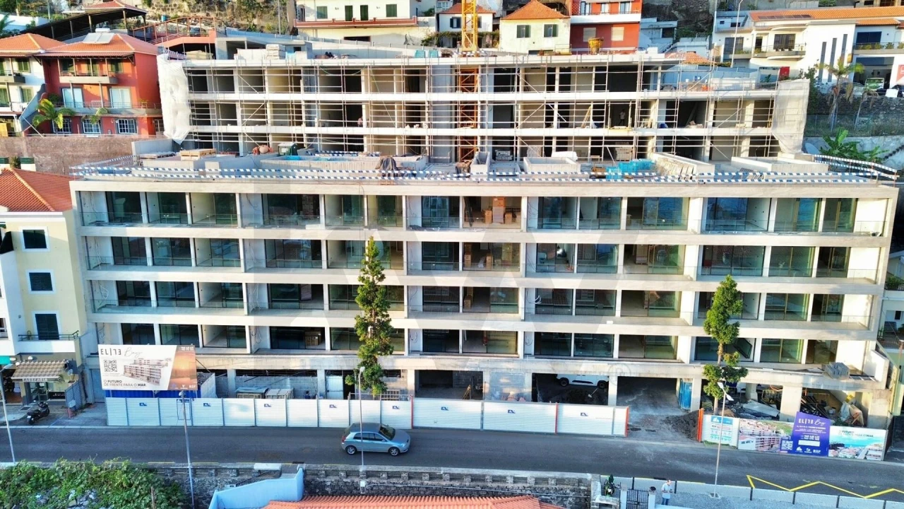 Apartamento T2 para Venda em Camara de Lobos Foto 5
