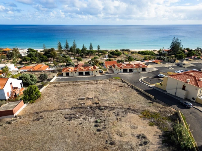 Terreno para Venda em Porto Santo Foto 3