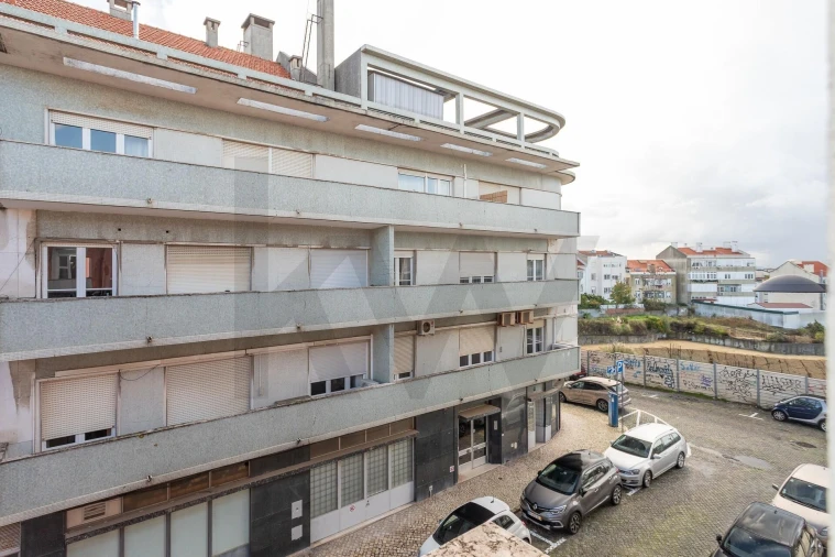 Apartamento T1 para Venda em Penha de França Foto 17