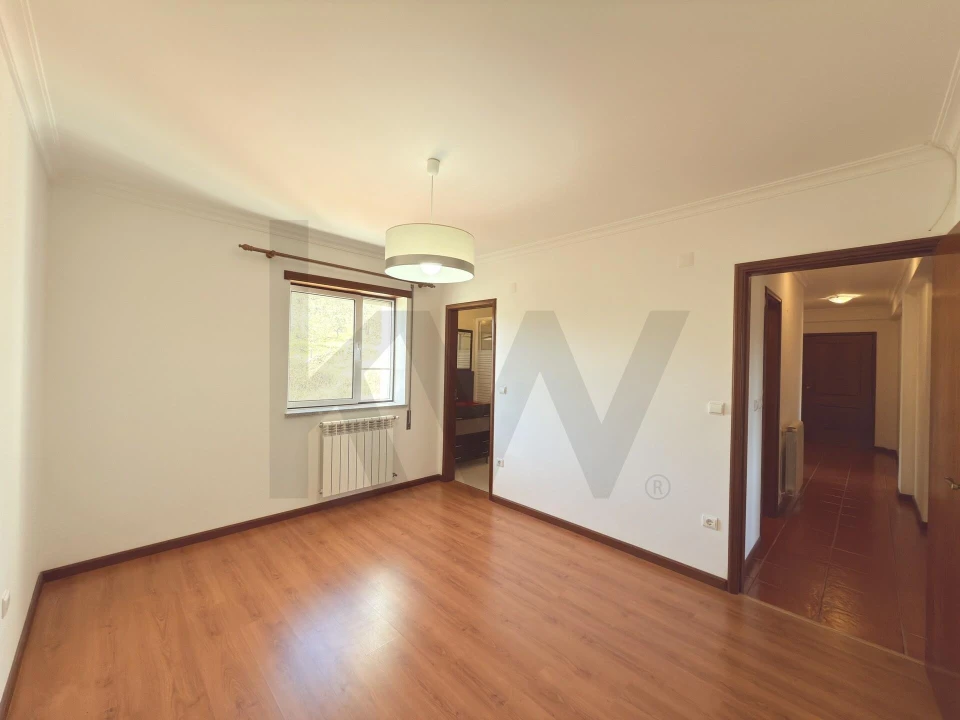 Apartamento T3 para Venda em Vila Franca das Naves e Feital Foto 28