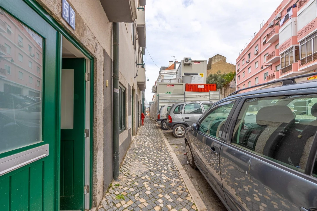 Apartamento T1 para Arrendamento em Santa Maria Maior Foto 2